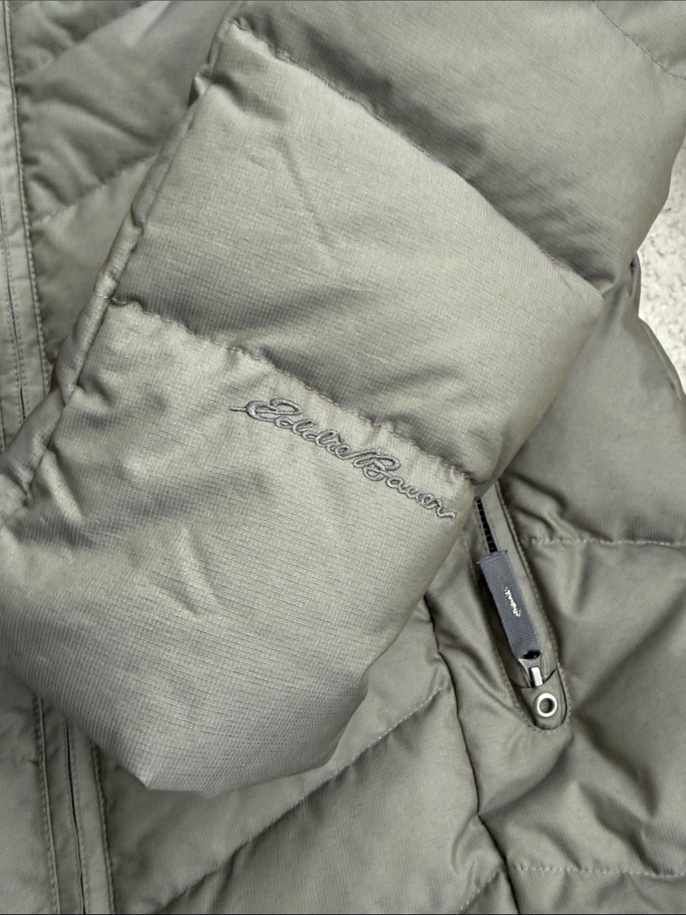 Eddie Bauer Olive Green Quilted Long Puffer Coat with Fur Hood Size M - Picture 4 of 11